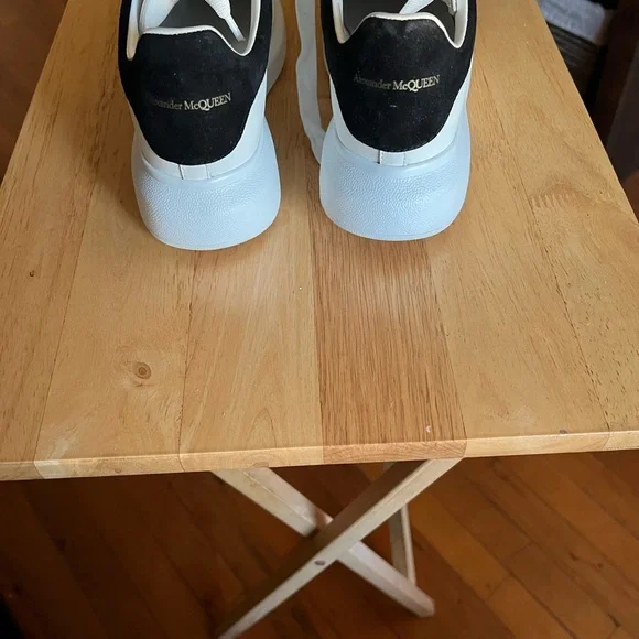 Alexander McQueen White and Black Sneakers - Picture 4 of 4